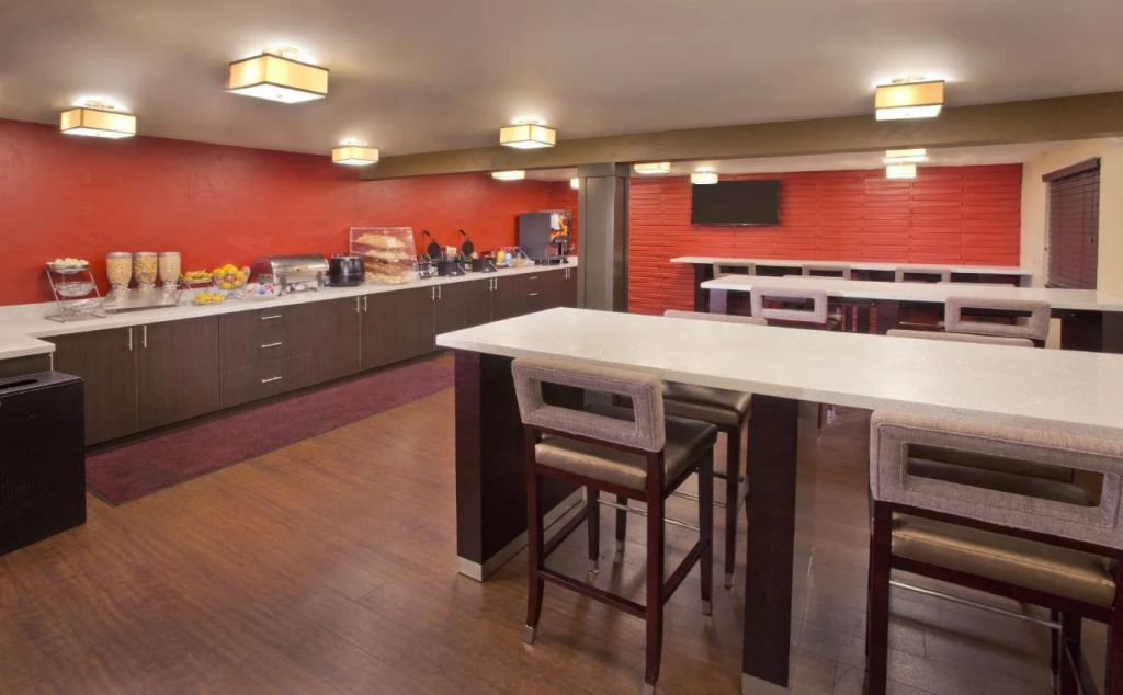 Red Lion Inn and Suites Federal Way