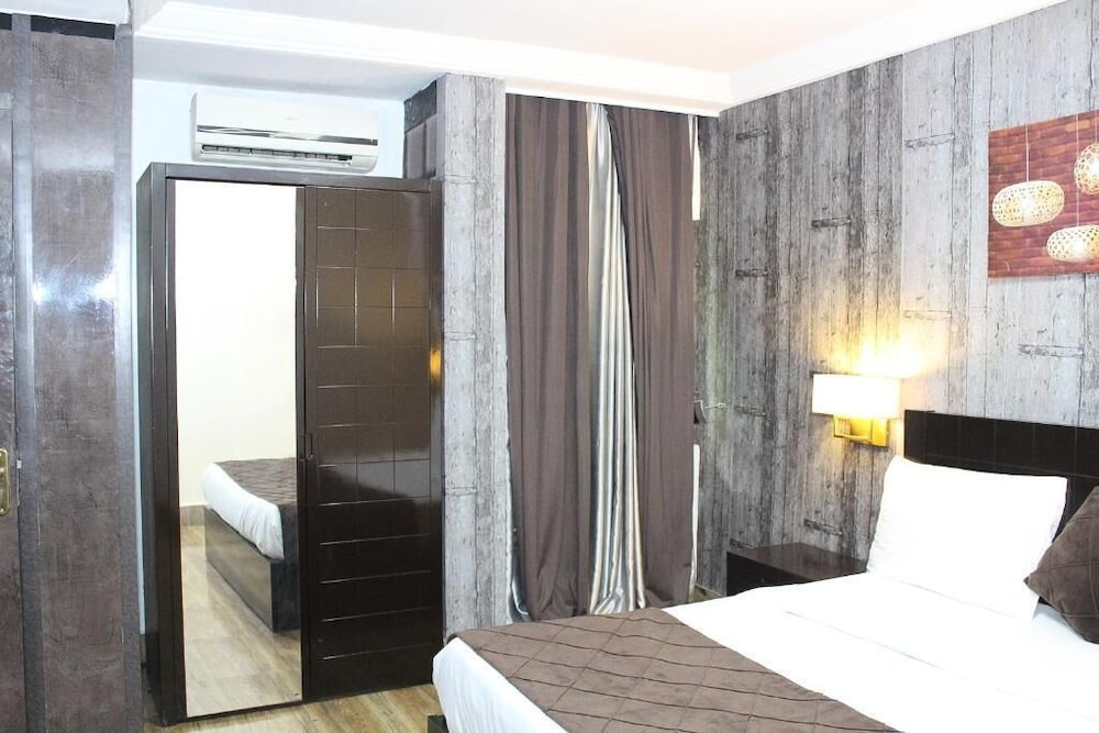 The Regal Boutique Hotel