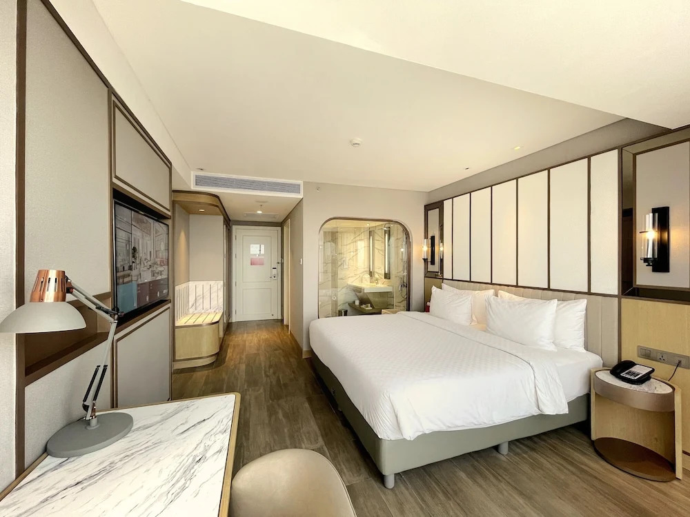 RedDoorz near Hartono Mall Solo