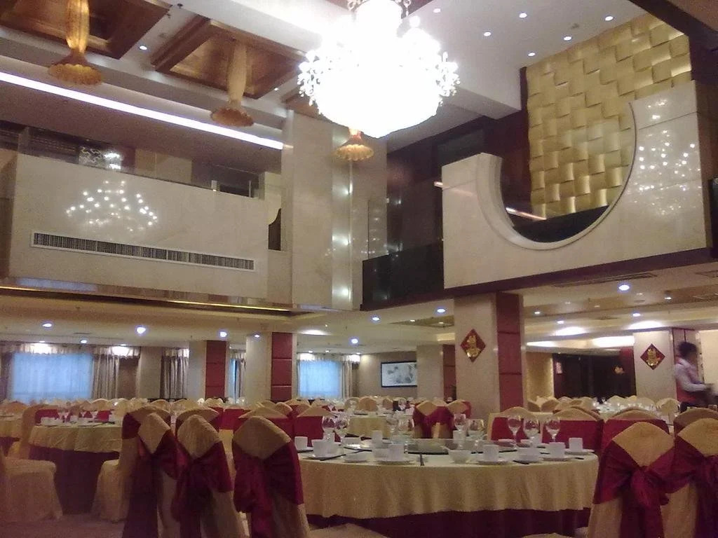 Huayu International Hotel