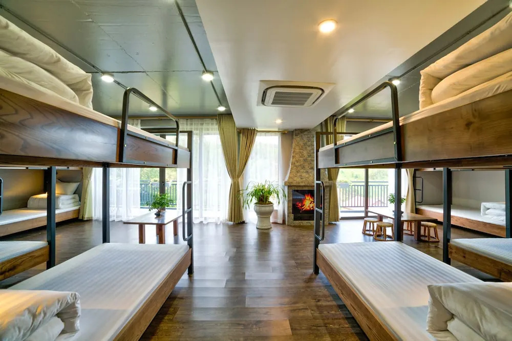 Lustig Hostel