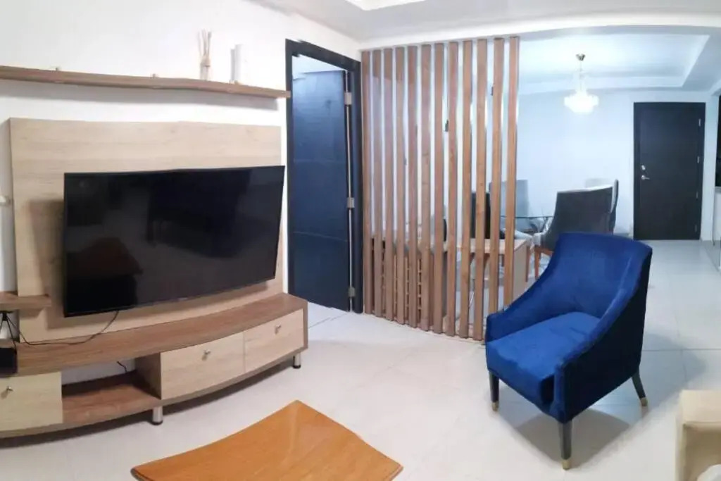2 room department (5 people). Private exclusive area in Guayaquil