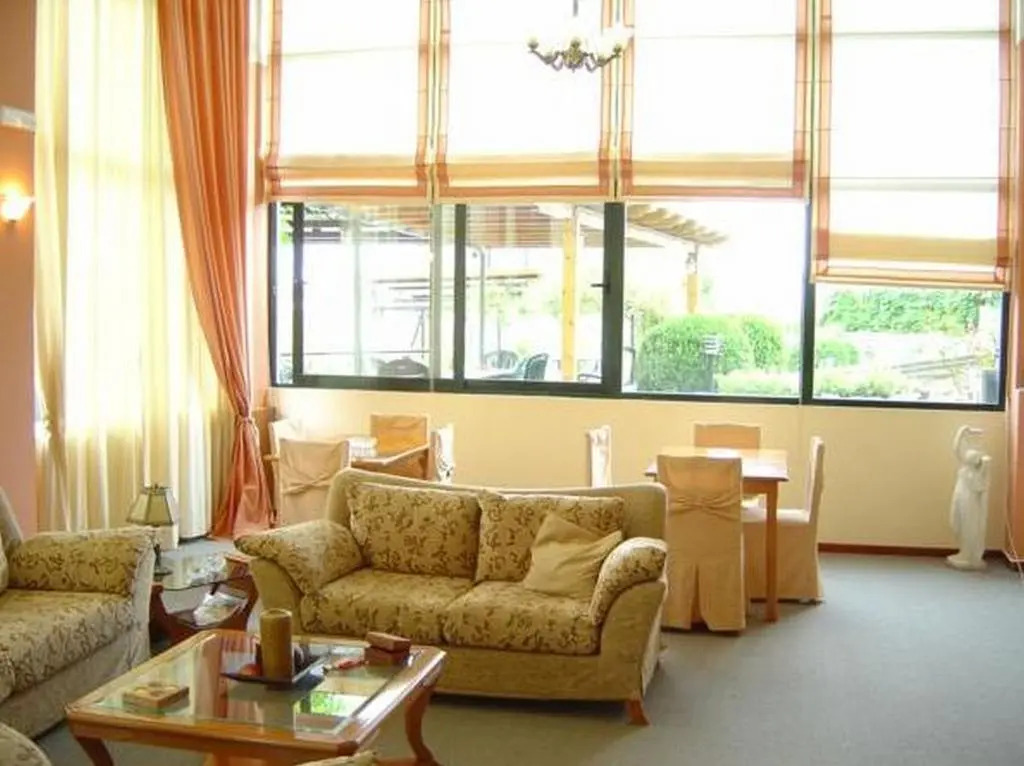 Morfeas Hotel