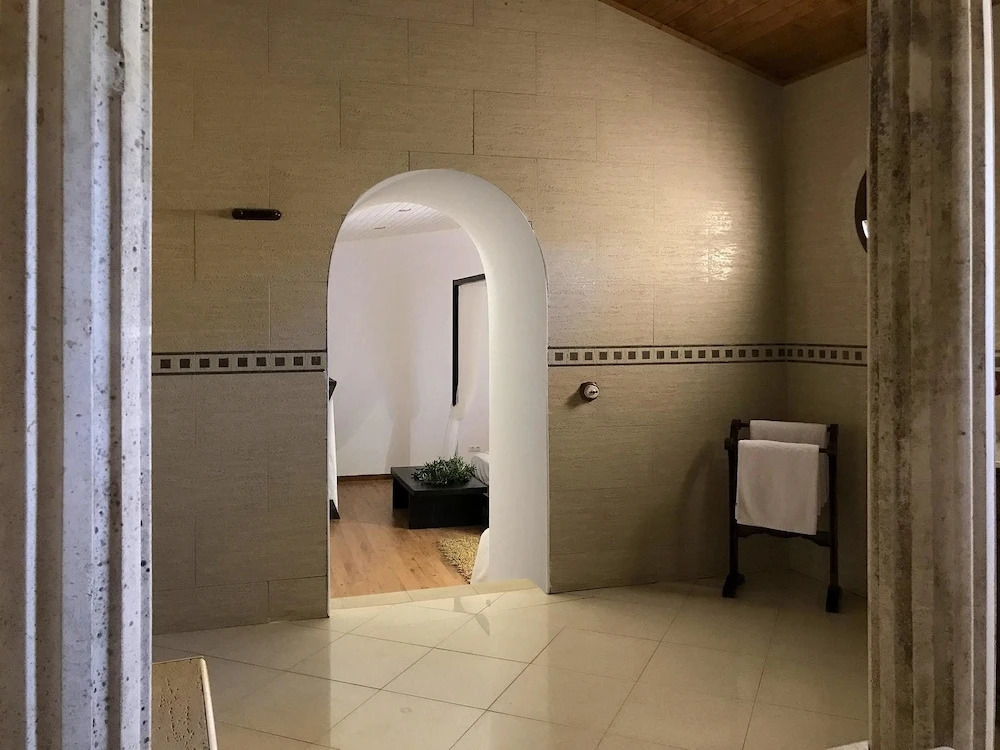 Spacious villa in Can Trabal with private pool and jacuzzi 980 m²