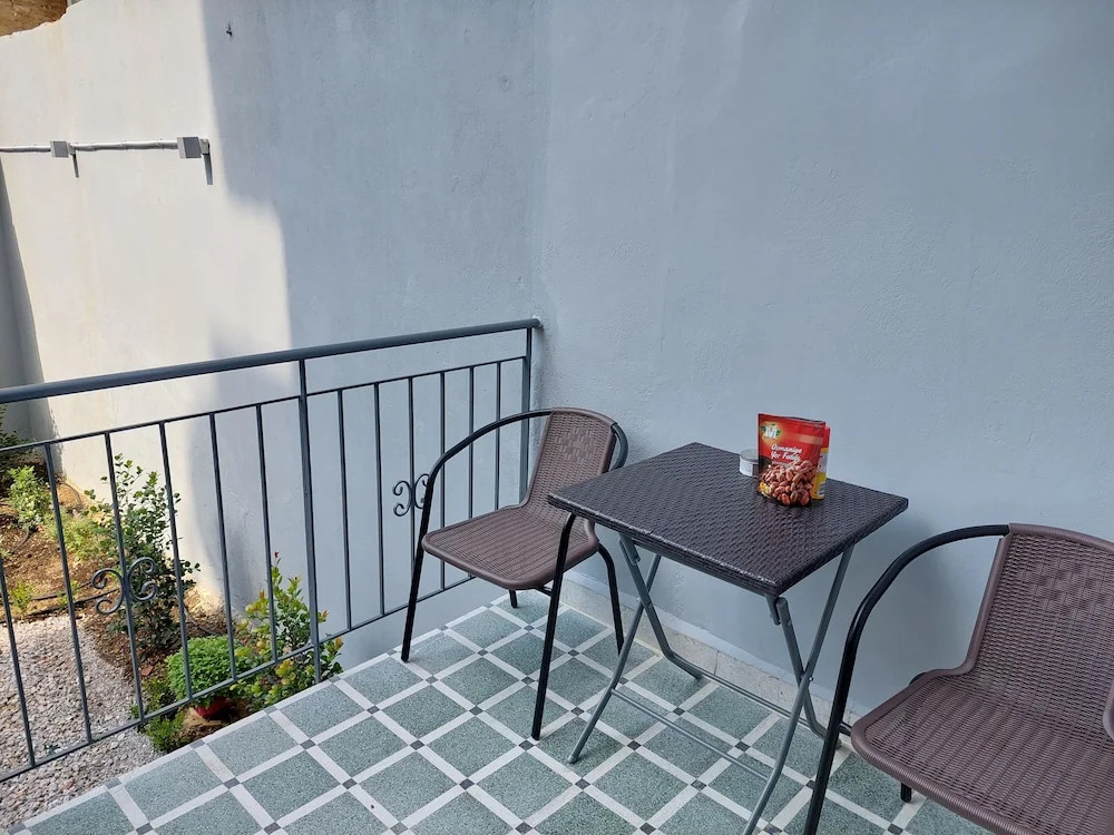 BMV APARTMENTS
