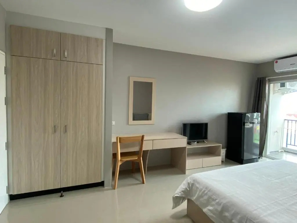 H12, The Stylish Apartment