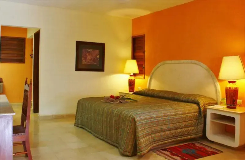 Chicanná Ecovillage Resort