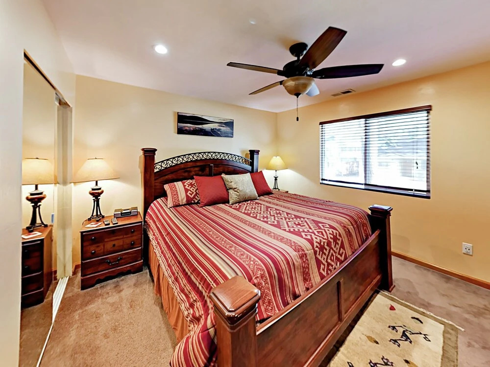 1062 Glenwood Way - 4 Br Home