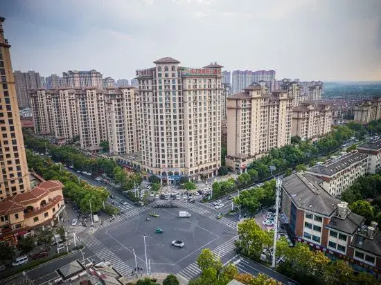 Yangjiang Gangwan Holiday Hotel