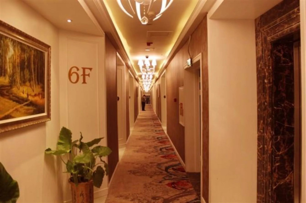 Lingshang Hotel