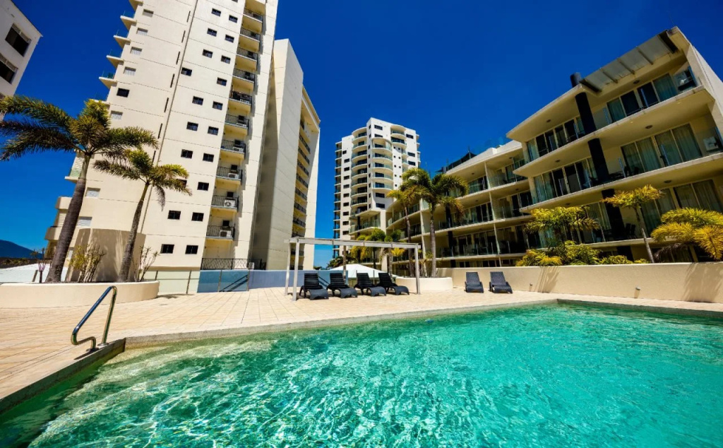 Jack & Newell Holiday Apartments