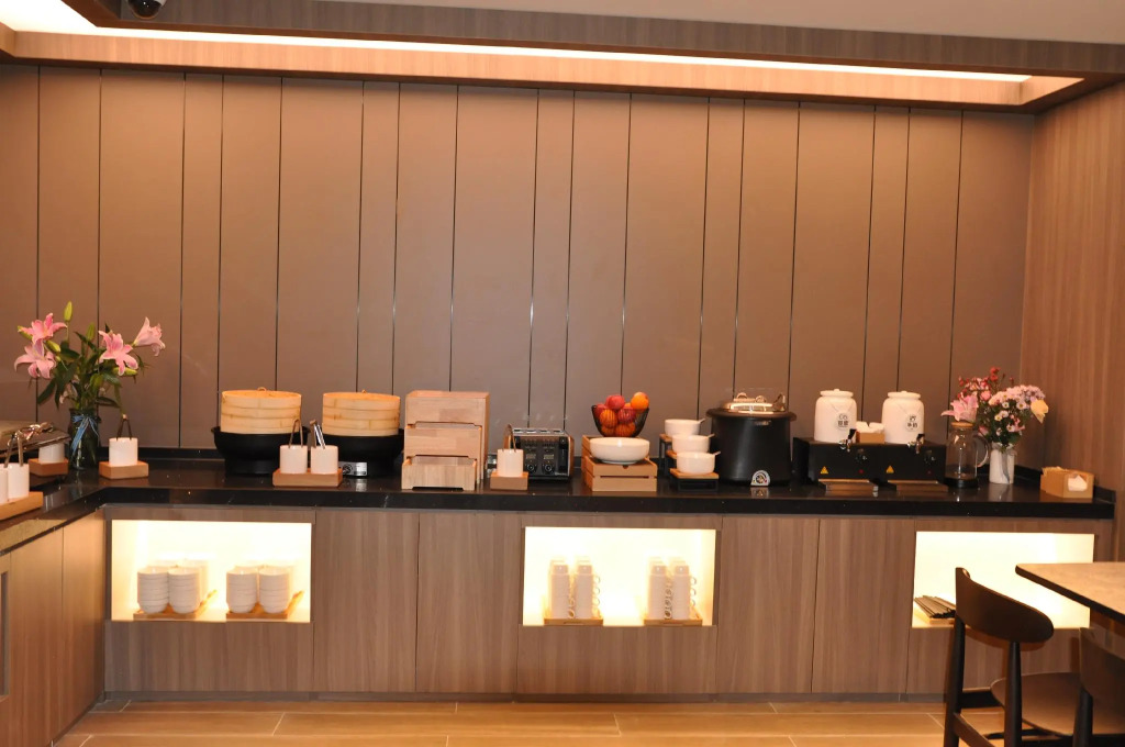 WASSIM R HOTEL(Shanghai Chongming Wanda Plaza）