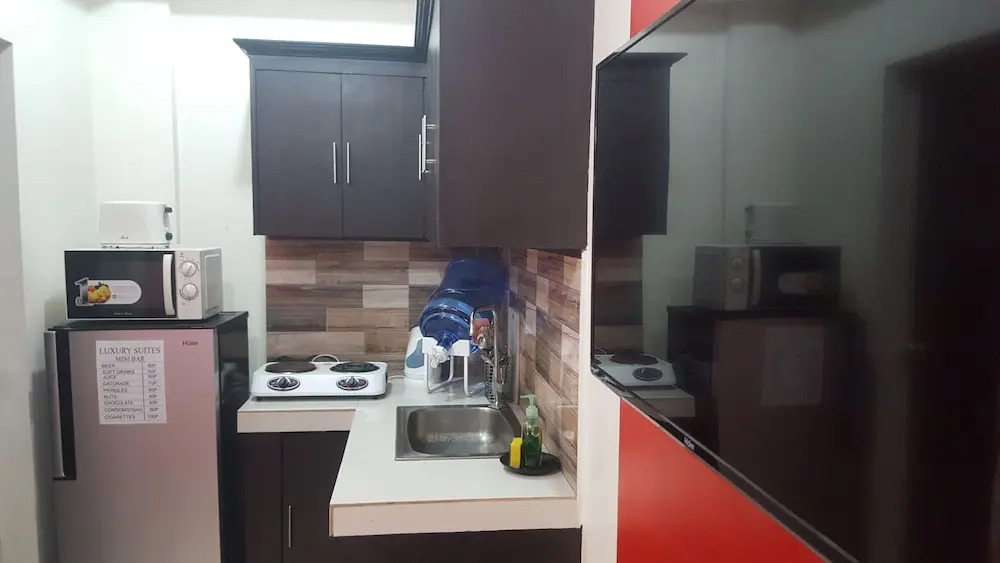 Modern Suites