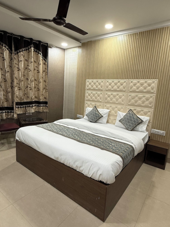 Hotel Om international