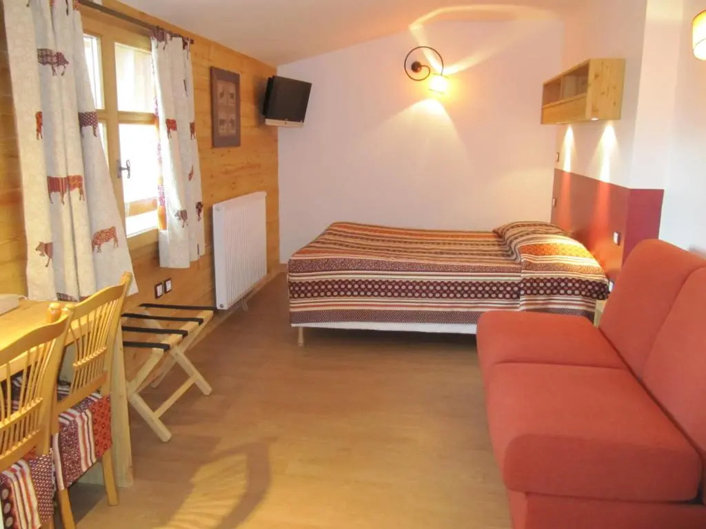 Logis Hôtel Les Peupliers