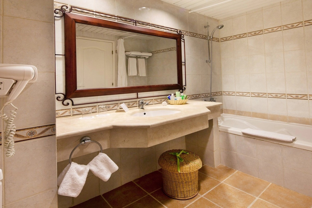 Memories Caribe Beach Resort - Adults Only  +16