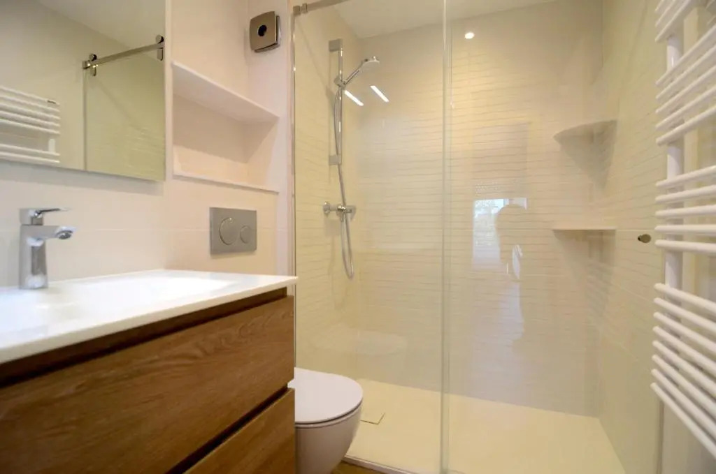 Medes Park I 4-5