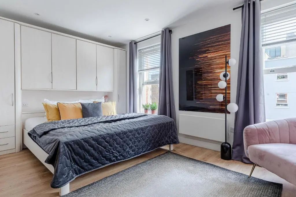 Architect's Sophisticated Private 3bed 3bath House OFF OXFORD ST