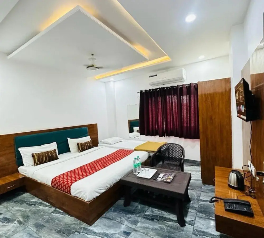 Hotel Sunrise Palace Udaipur