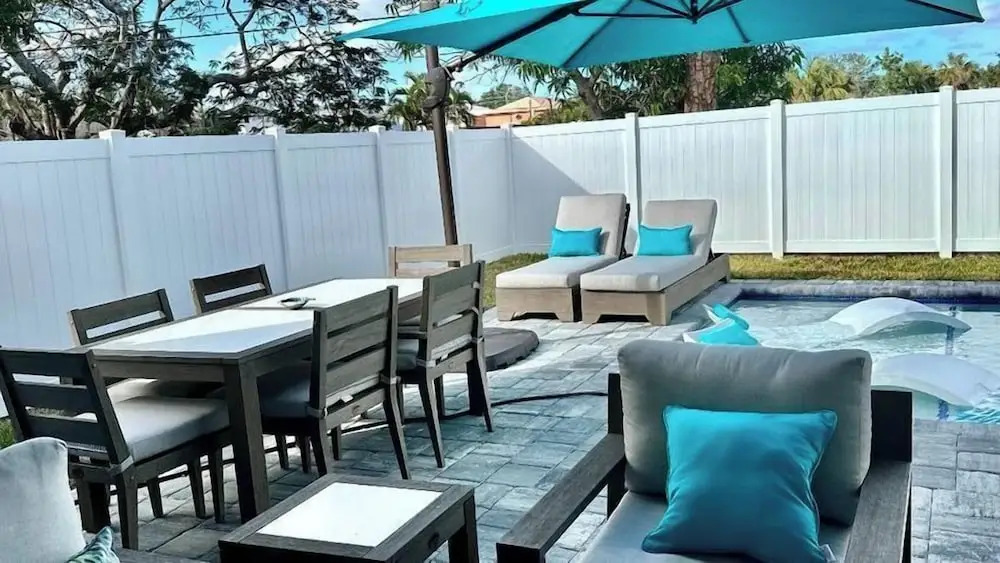 Brisa del Mar by Avantstay 4BR Coastal-modern Retreat + Private Pool + Outdoor Dining Walk to the Gulf + Mercato Minutes Away