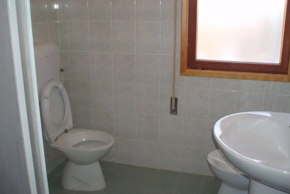 Flat in Building With Lift 250m From the sea