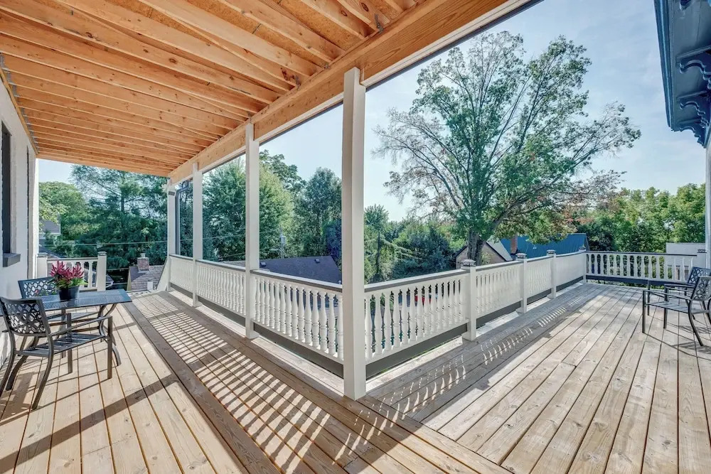 Chic & Historic Apartment ~ 6 Mi to Louisville!