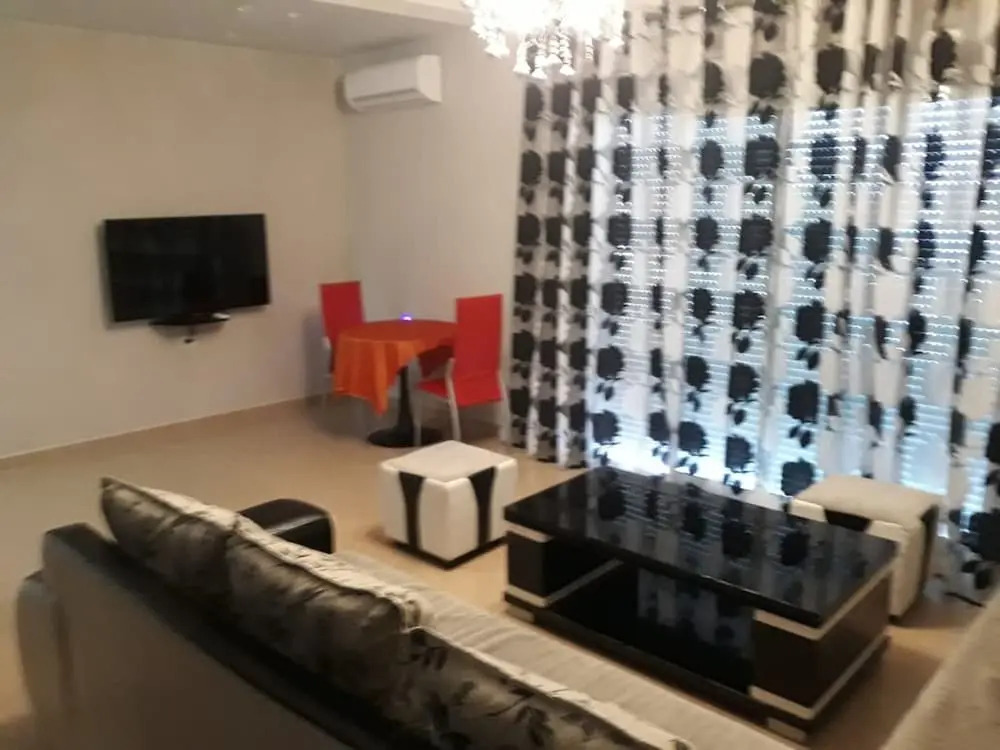 Nasho Deluxe Apartments
