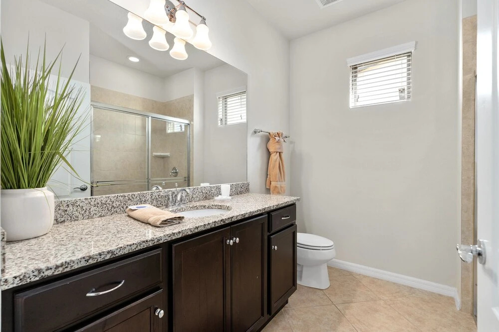 Lovely 9-bed House in Kissimmee With Pool & Spa