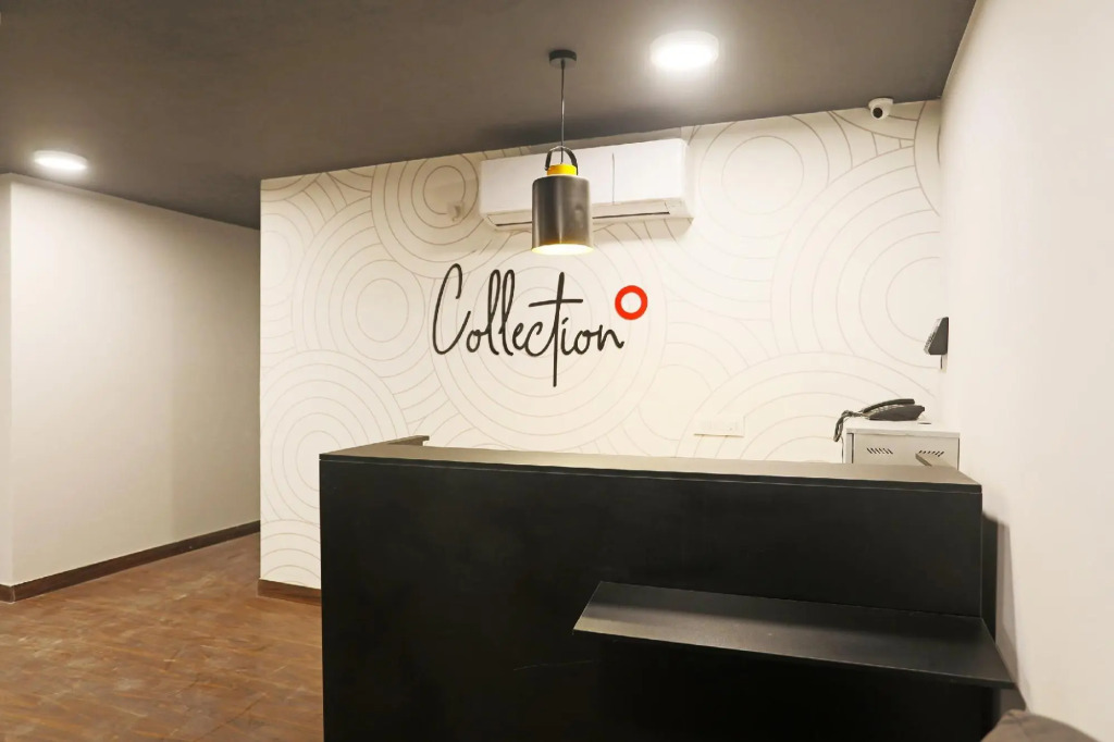 Collection O 76056 Slf Mall Sector30