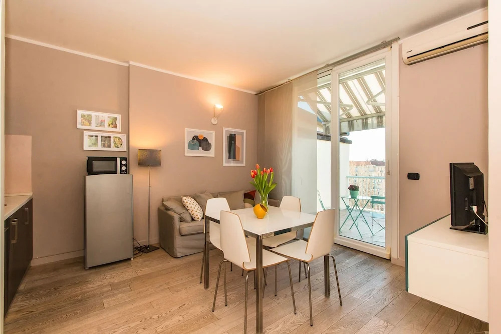 Panoramic Terrace & Mole View Cosy Flat