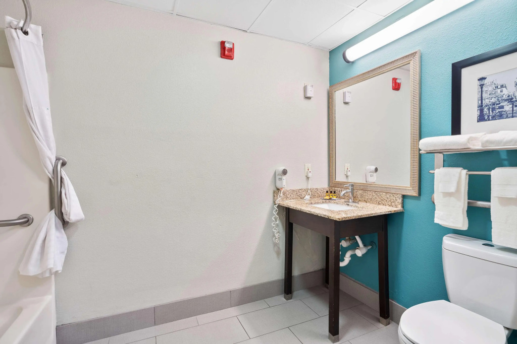 Blue Water Inn & Suites BW Signature Collection