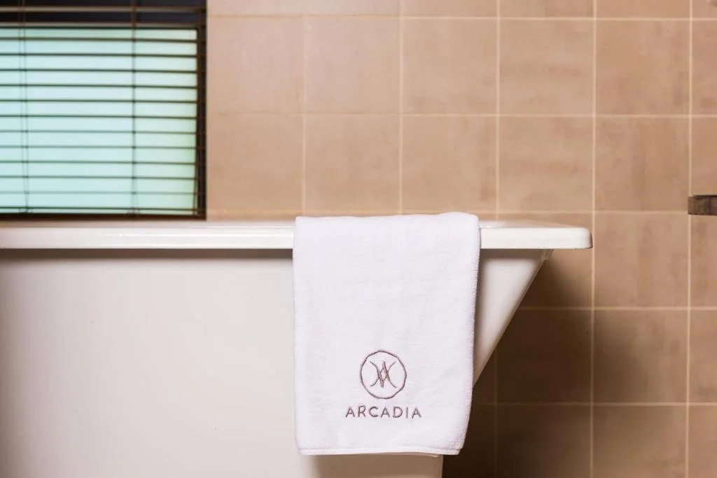 Arcadia Resorts