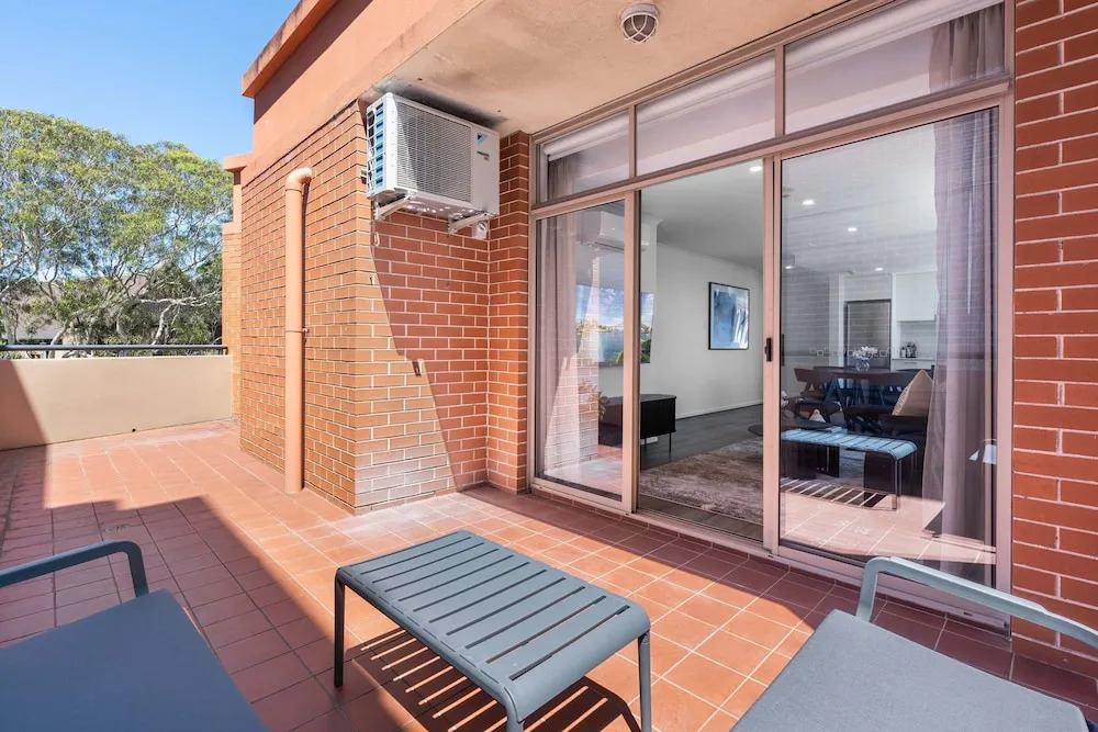Camperdown Cozy Corner 6