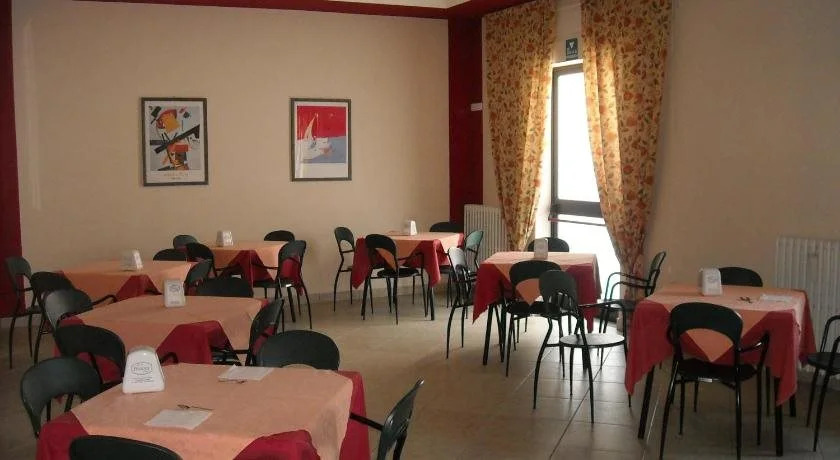 Hotel Caimo Bed-Breakfast