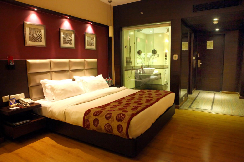 Lords Plaza, Surat
