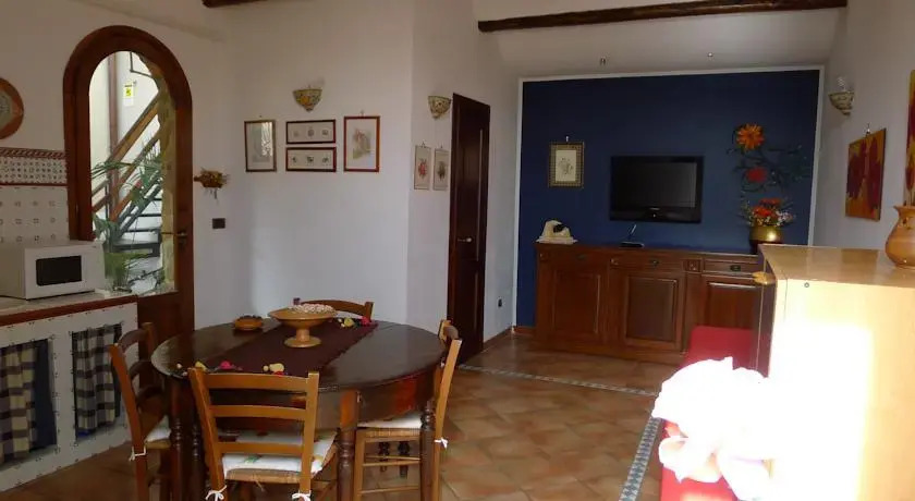 Casa Vitale Rossa