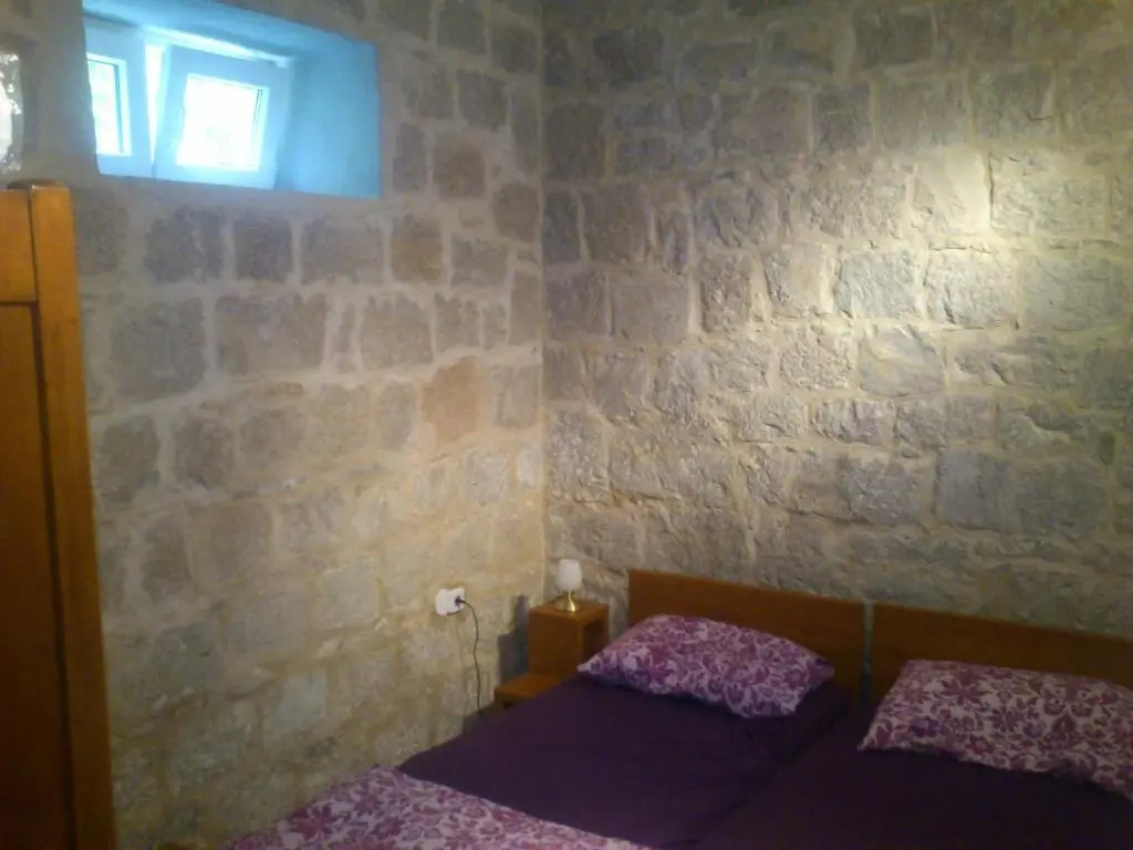 Eldi Apartments