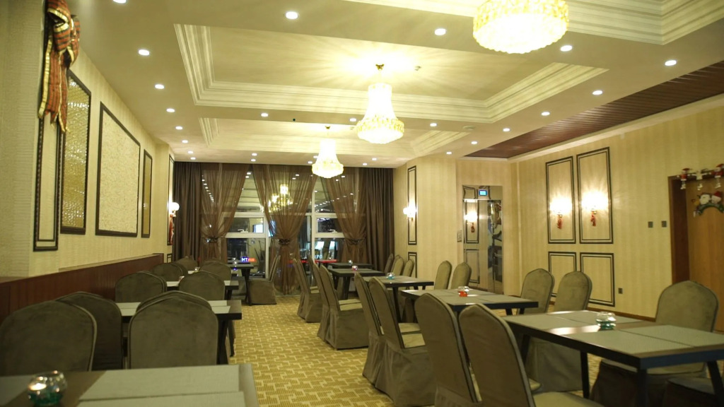 Munkh Khustai Hotel