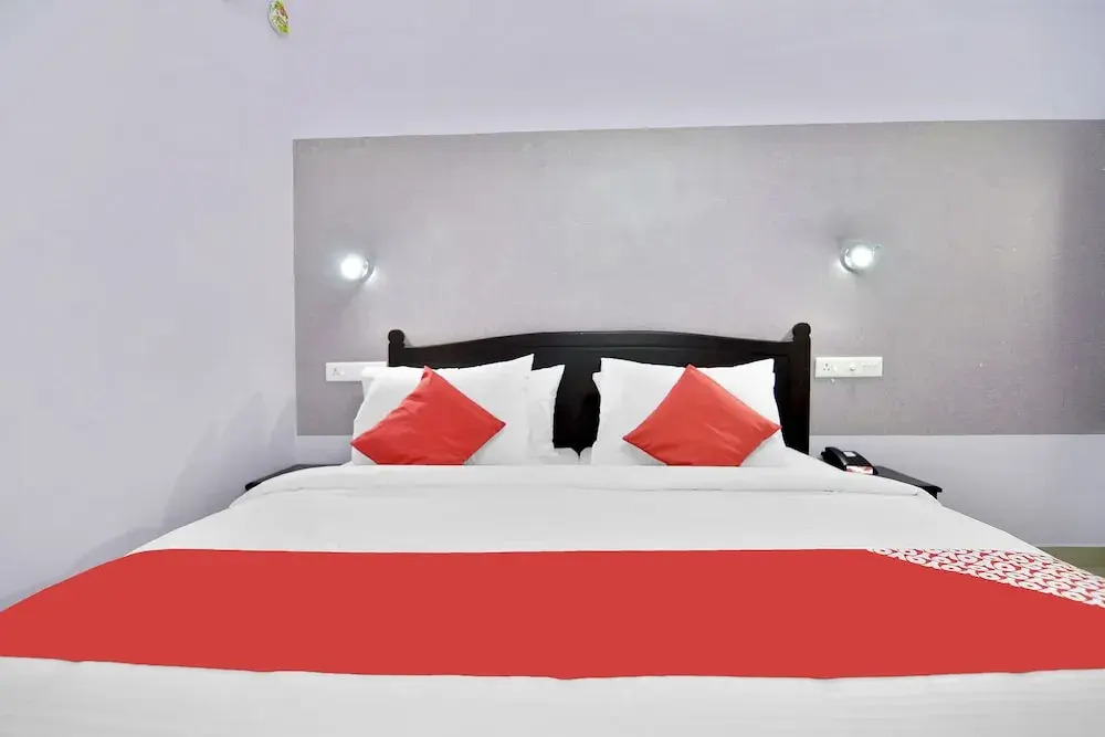 Shanthi Residency