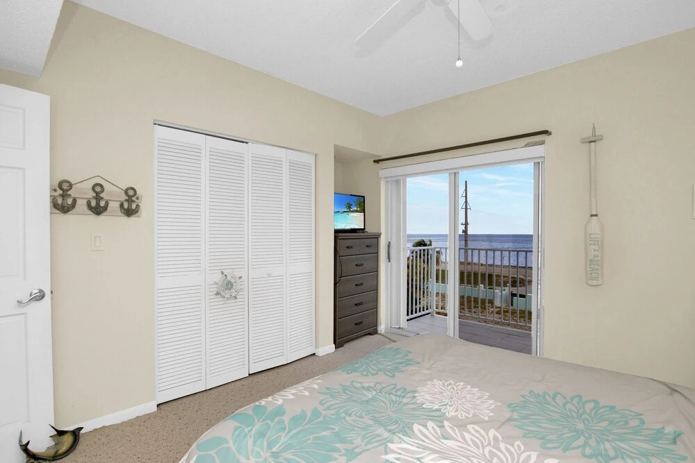 180 Degrees Of Ocean Views, Sitting On A Large Lagoon That Opens To Florida Bay 5 Bedroom Condo by RedAwning