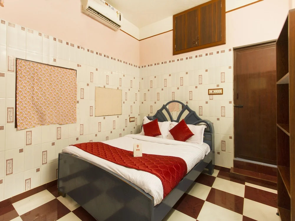 OYO 13079 Home Compact 3BHK Near ECR Cudalore Road