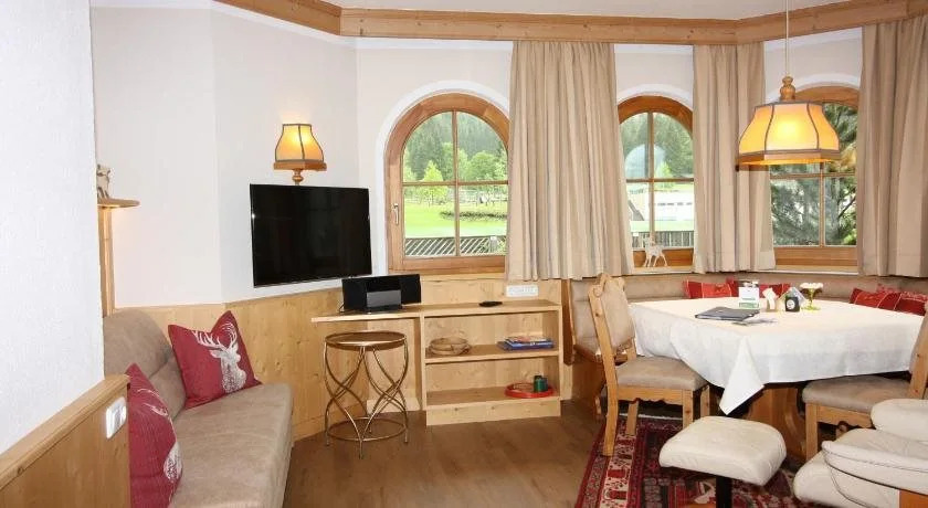 Vronis Waldhaus ADULTS ONLY