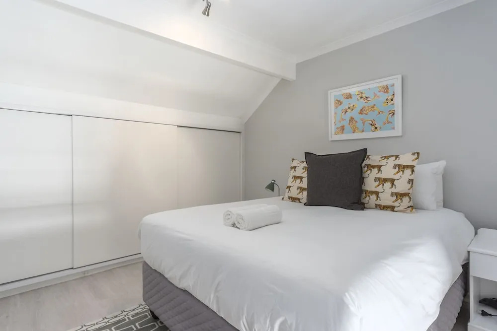 Sutton Place 57