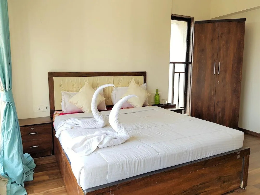 HexHomes Kandivali