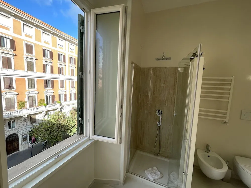 Quintus Luxury Suites
