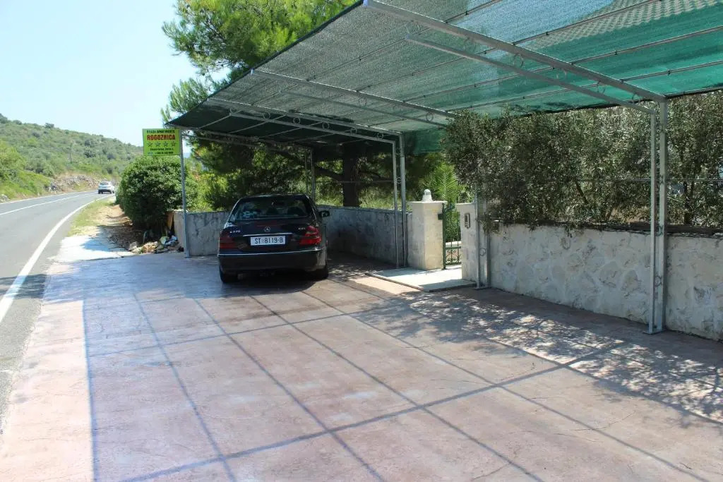 Beach Apartments Rogoznica