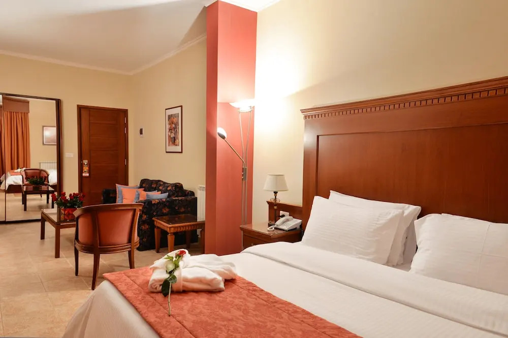 Le Cedrus Hotel