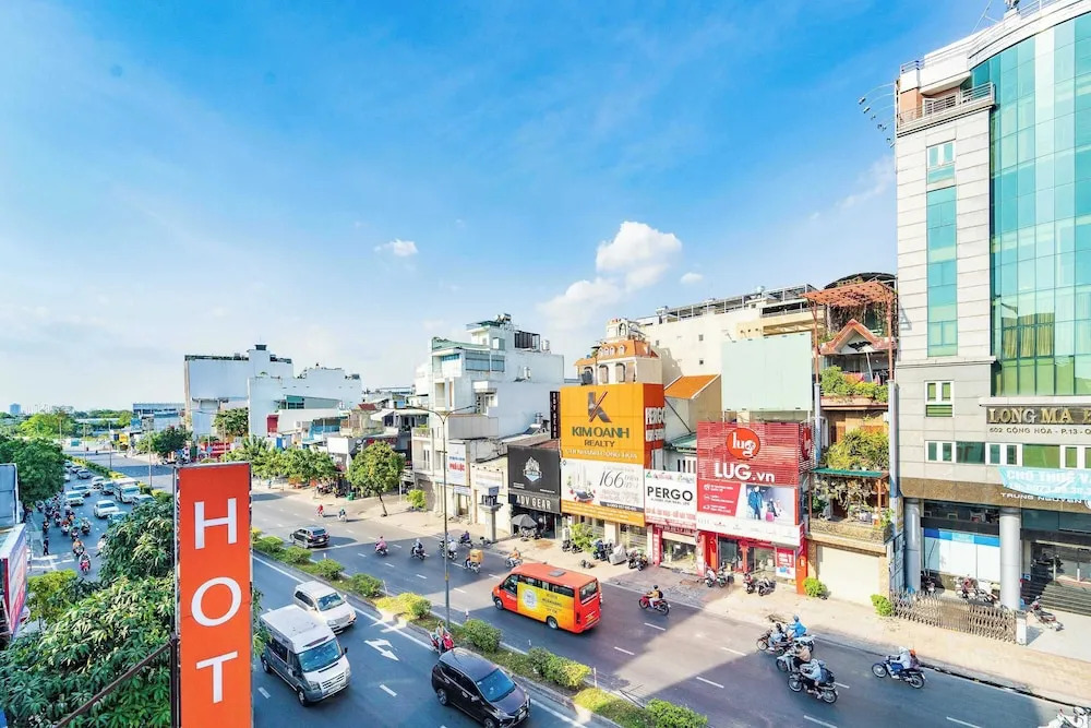 Collection O Joy Inn - Near T3 Terminal