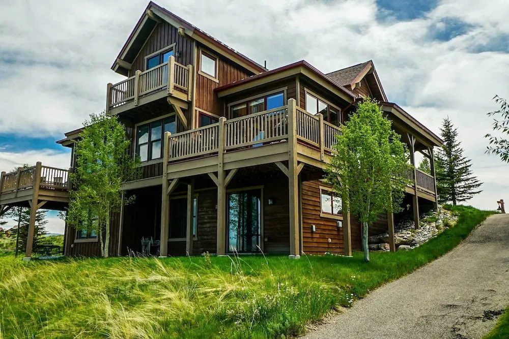 3 Mi to Granby Ranch: Family-friendly Home