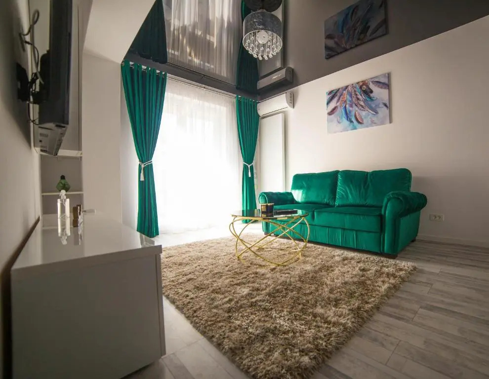Toto’s Apartment